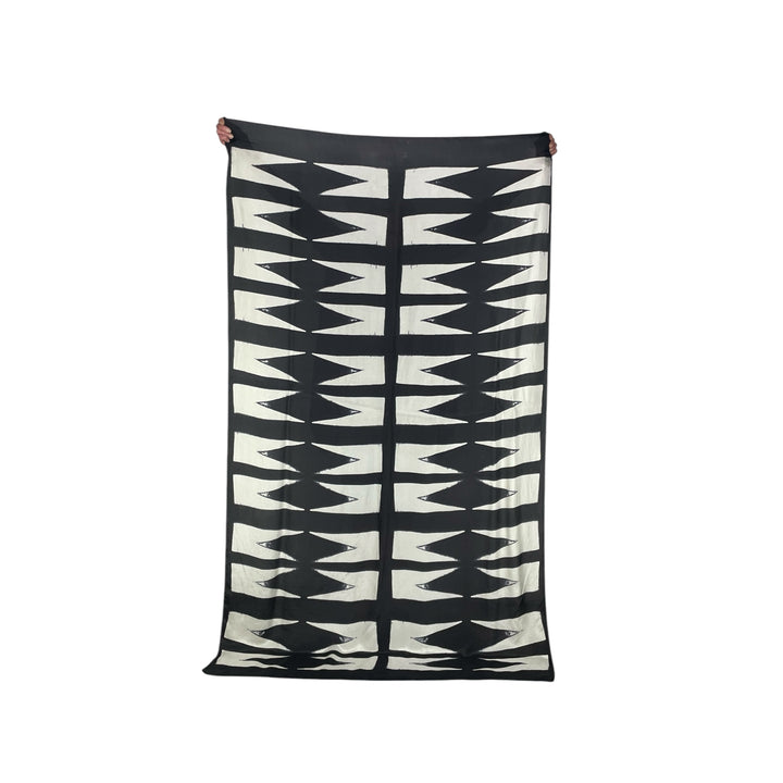 ALPHA PRINT SILK STOLE