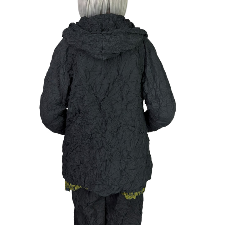 PADDED CRINKLE PLEAT JACKET W/HOOD