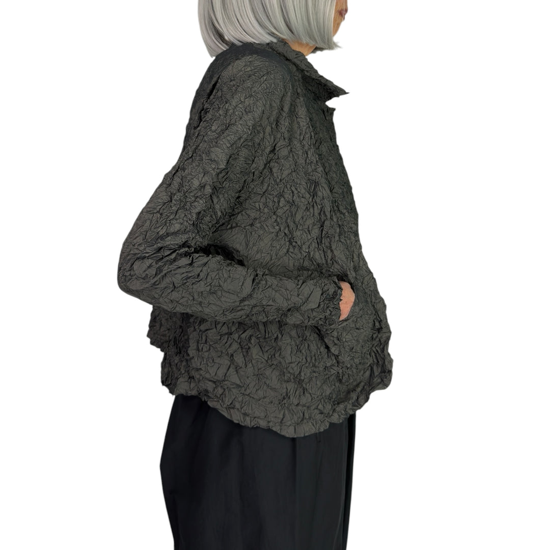 CRINKLE PLEAT SHORT JACKET