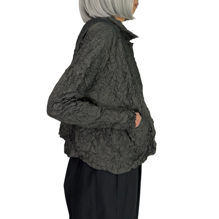 CRINKLE PLEAT SHORT JACKET