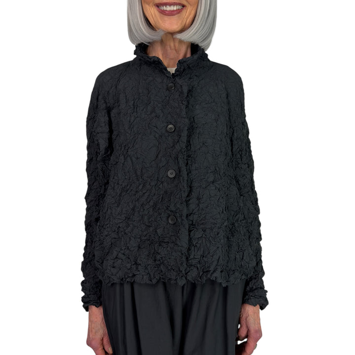 CRINKLE PLEAT SHORT JACKET