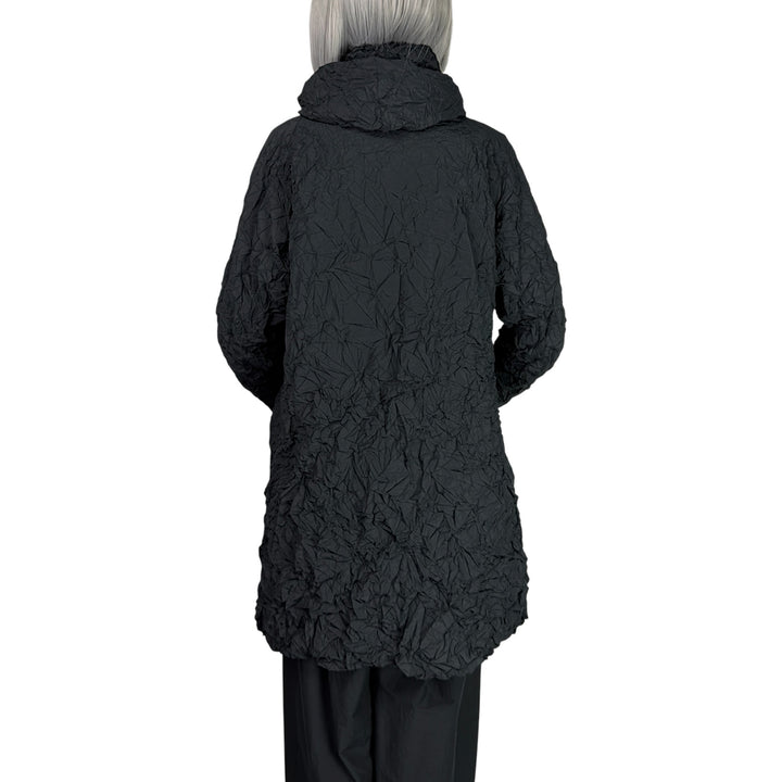 PADDED CRINKLE PLEAT COAT W/HOOD