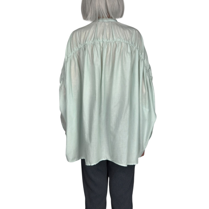 GATHERED BACK SHIRT