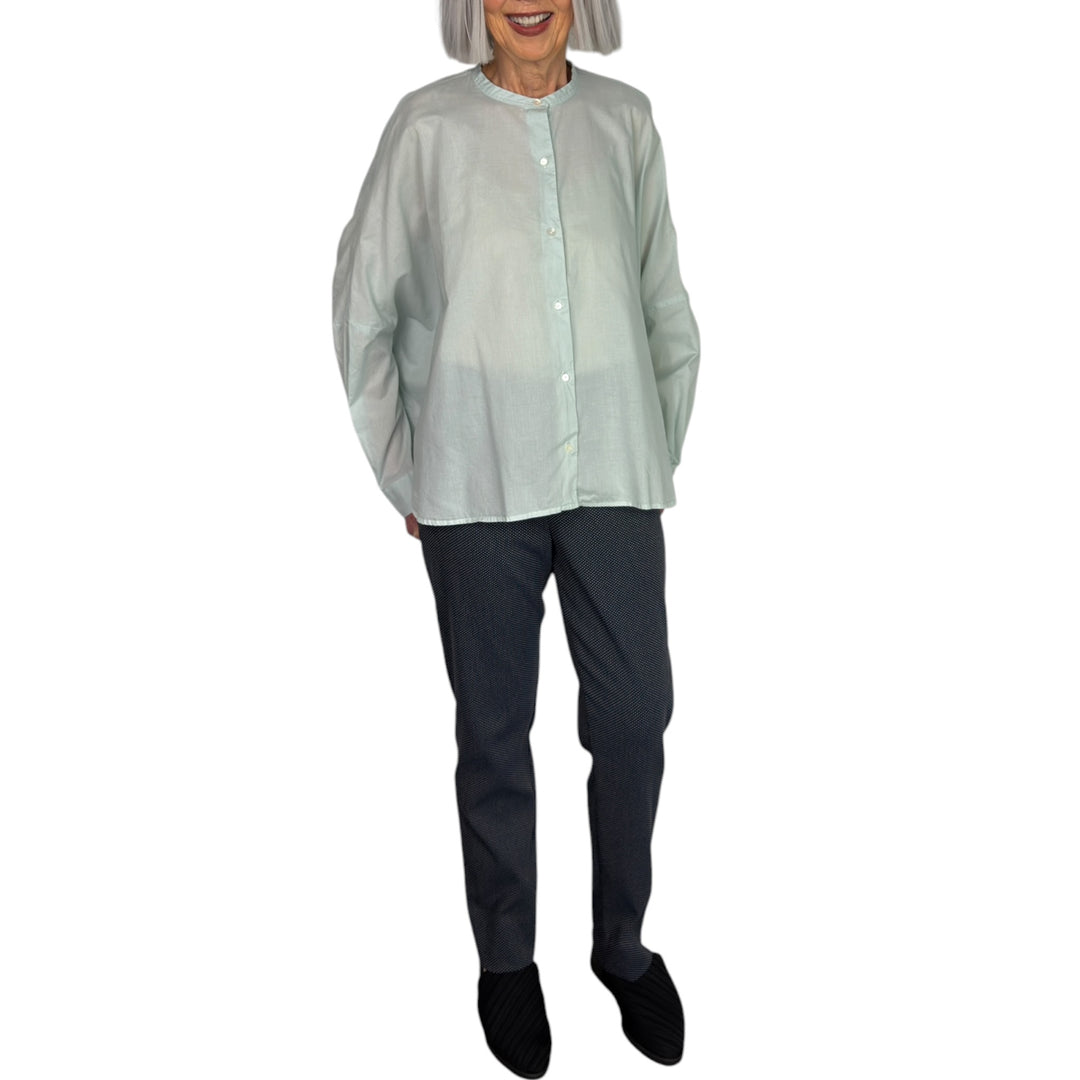 GATHERED BACK SHIRT