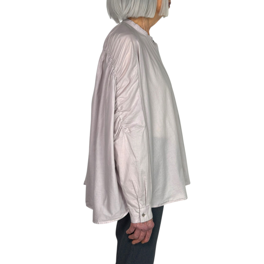 GATHERED BACK SHIRT