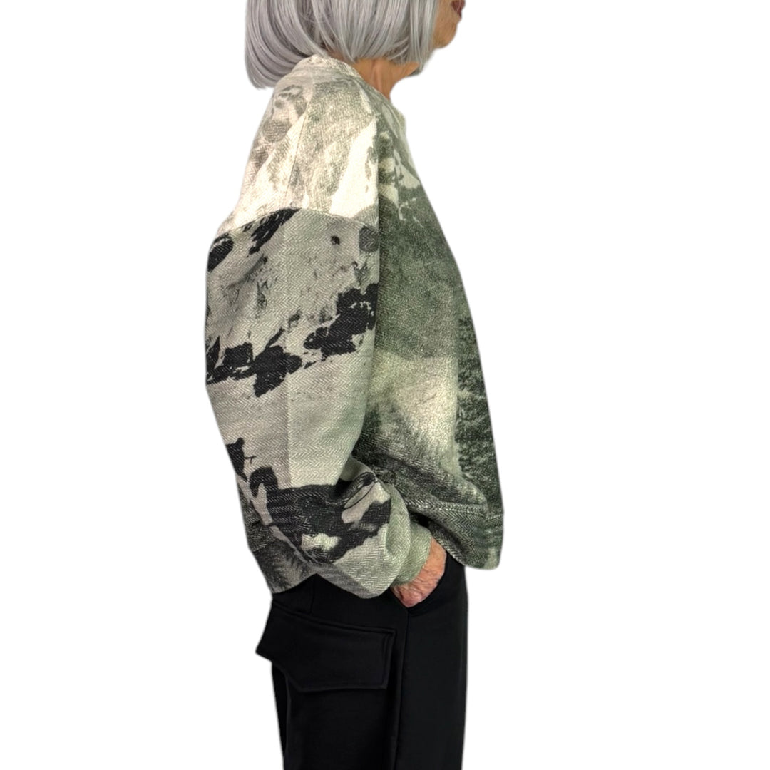 SNOWY LANDSCAPE PRINT SWEATSHIRT