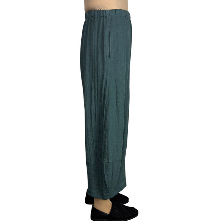 TRAVEL CRINKLE TUCKED HEM PANT