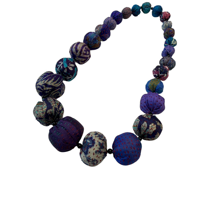VINTAGE SILK NUTS MEDIUM NECKLACE