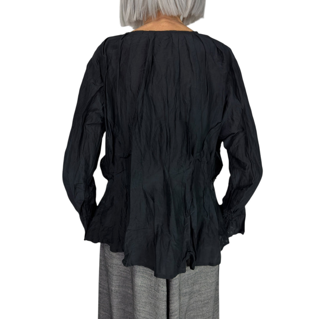 WAVY TUCKED V-NECK BLOUSE