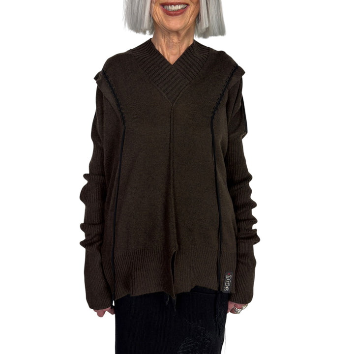 DALI V-NECK SWEATER W/ECO SUEDE BACK