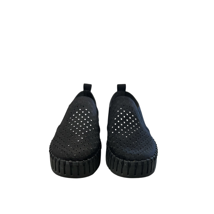 TULIP SLIP-ON SHOES