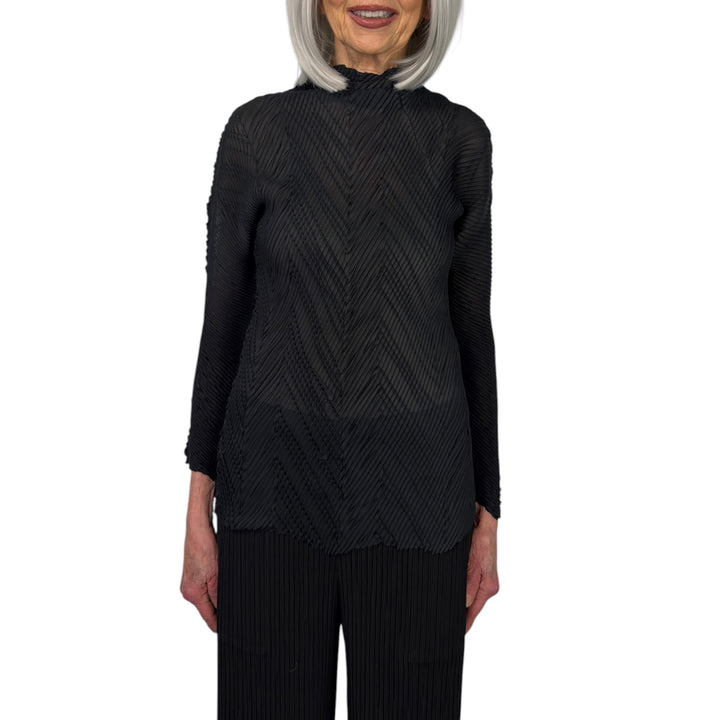 ZIGZAG PLEATS HI-NECK TOP