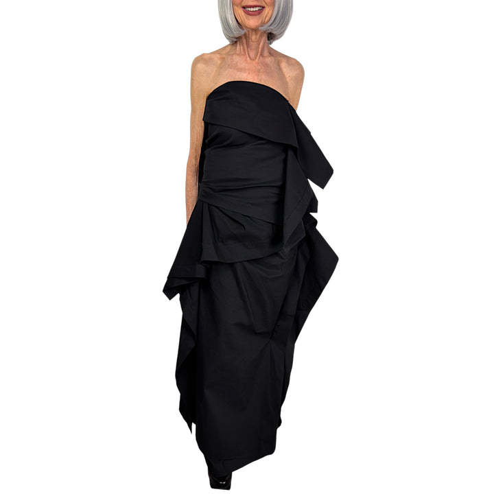 COLLAPSING SCULPTURE SKIRT
