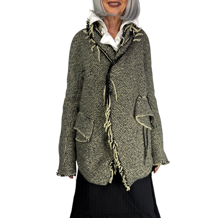 SHAPED CHECK TWEED JACKET
