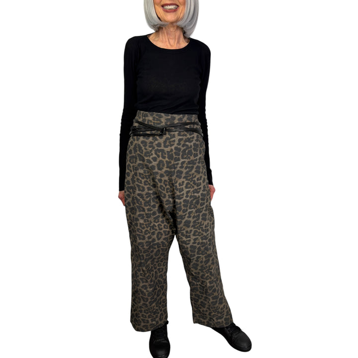 LEOPARD PRINT PANT