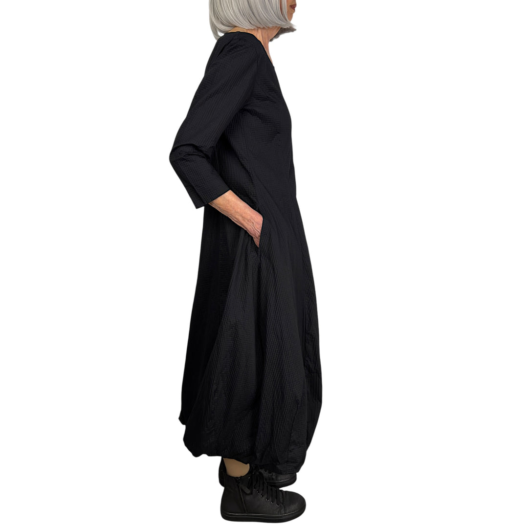 3/4 SLEEVE SHAPED DRESS