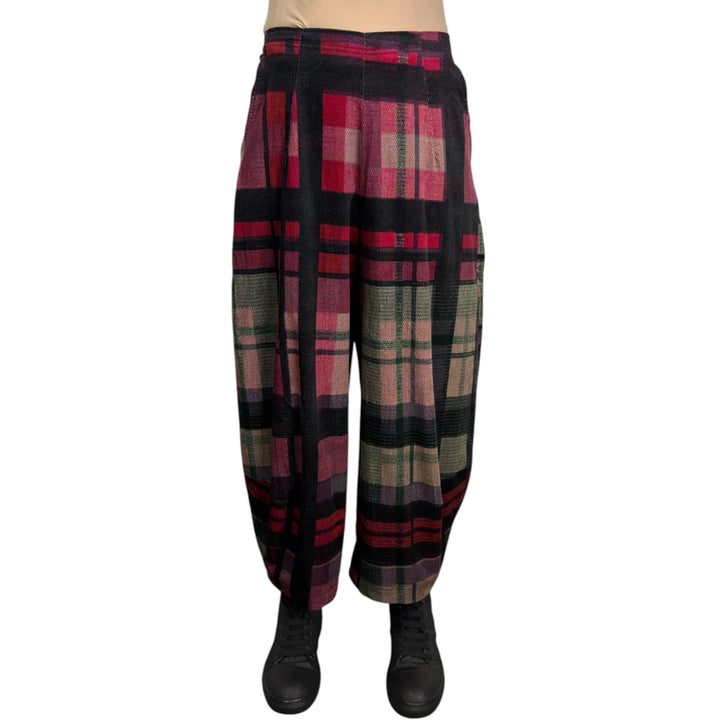 PLAID CURVED LEG PANT