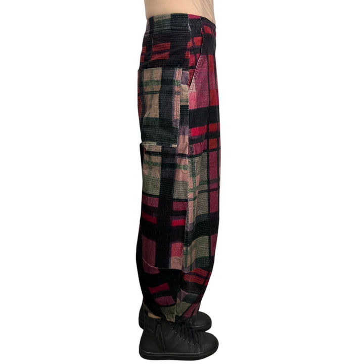 PLAID CURVED LEG PANT