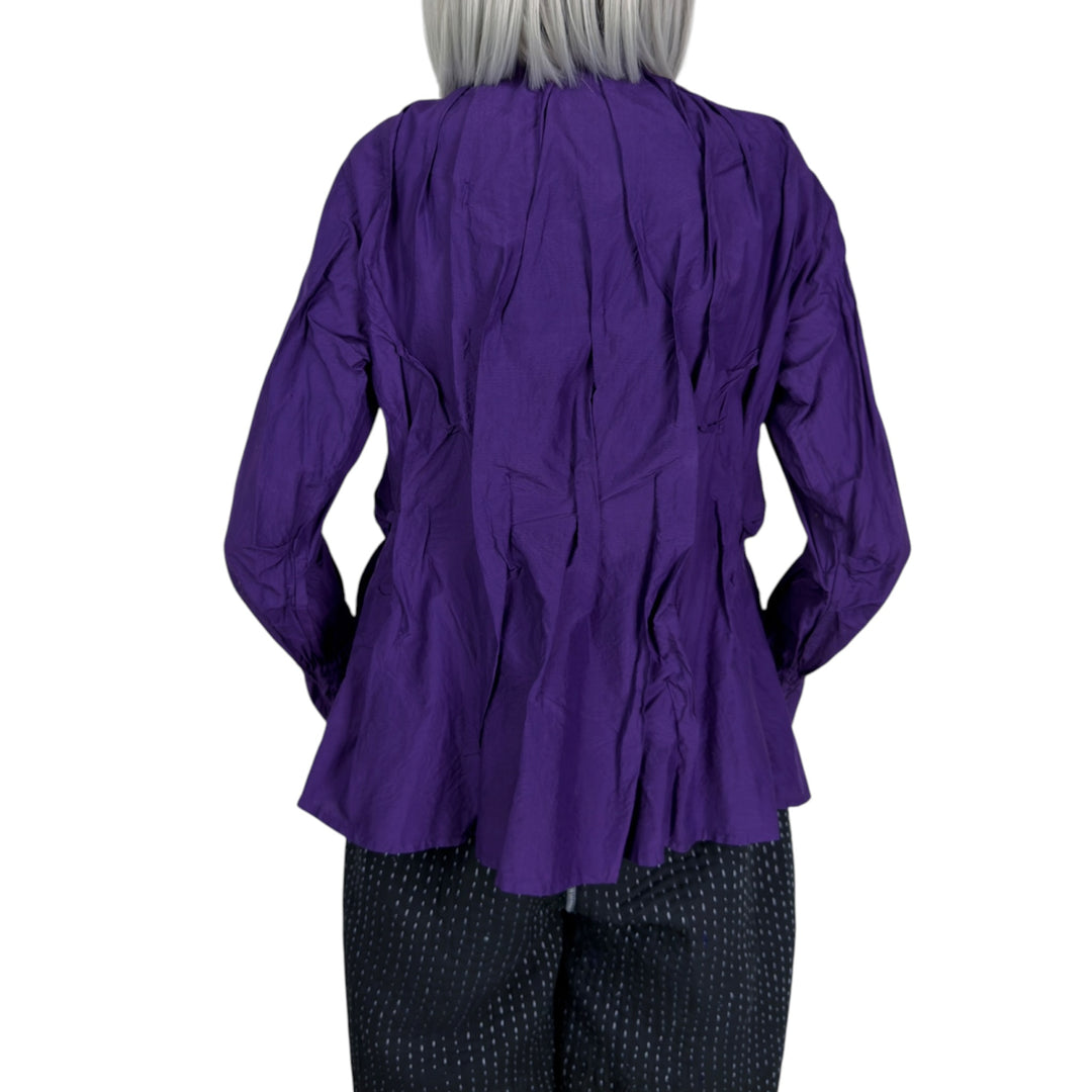 WAVY TUCK SHIRT