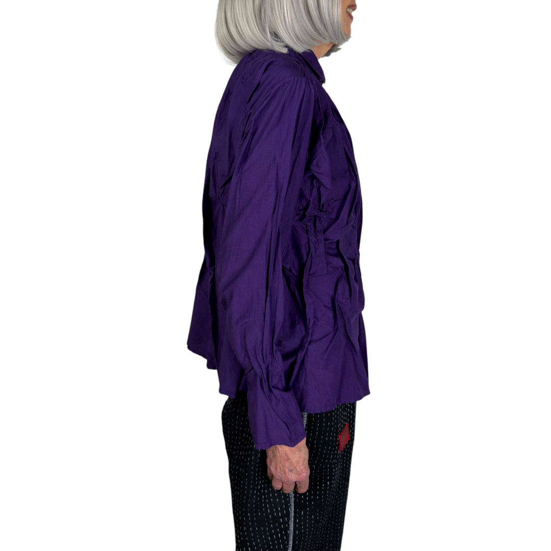 WAVY TUCK SHIRT