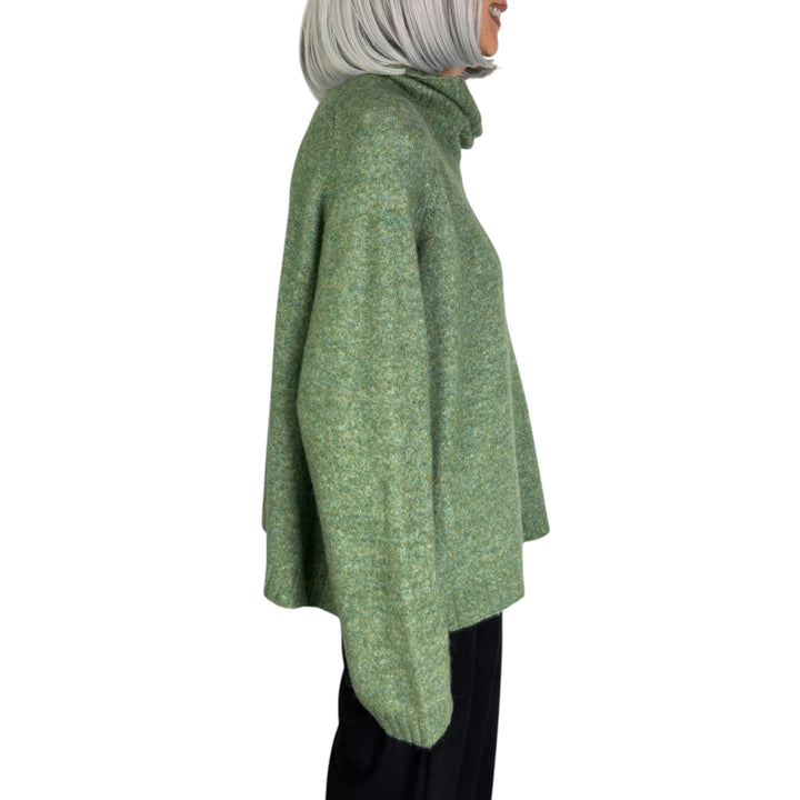 MELANGE KNIT TURTLENECK SWEATER