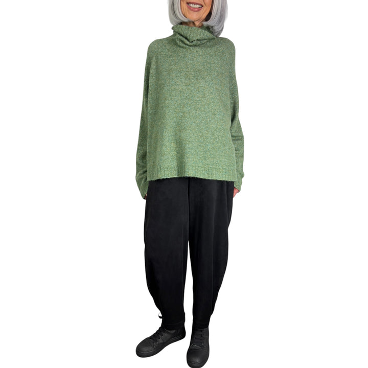 MELANGE KNIT TURTLENECK SWEATER