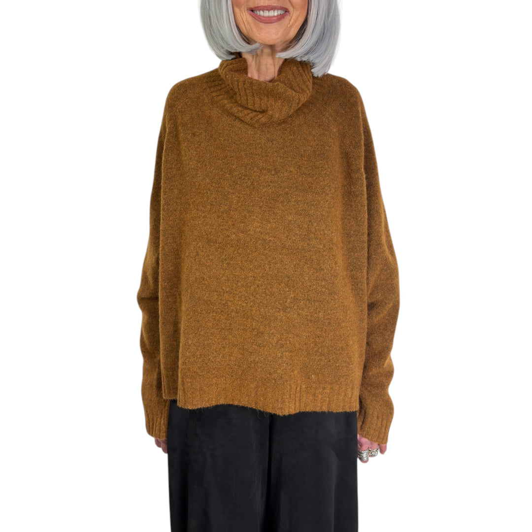 MELANGE KNIT TURTLENECK SWEATER