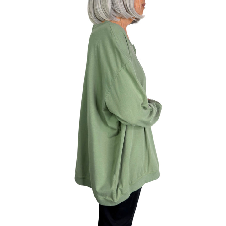 ASYMMETRIC NECK & HEM TEE