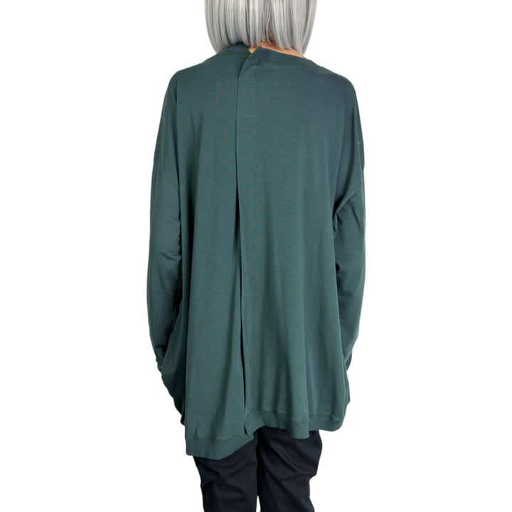 ASYMMETRIC NECK & HEM TEE