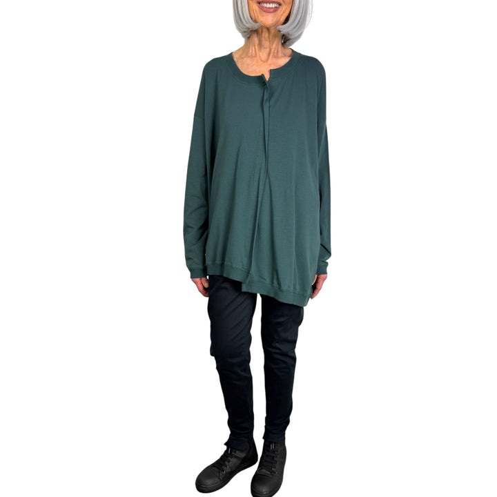 ASYMMETRIC NECK & HEM TEE