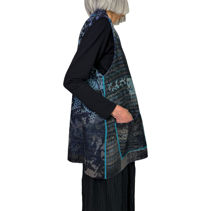 TWILIGHT PRINT SHORT VEST