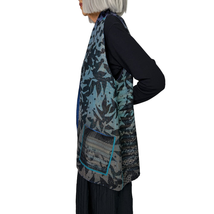 TWILIGHT PRINT SHORT VEST