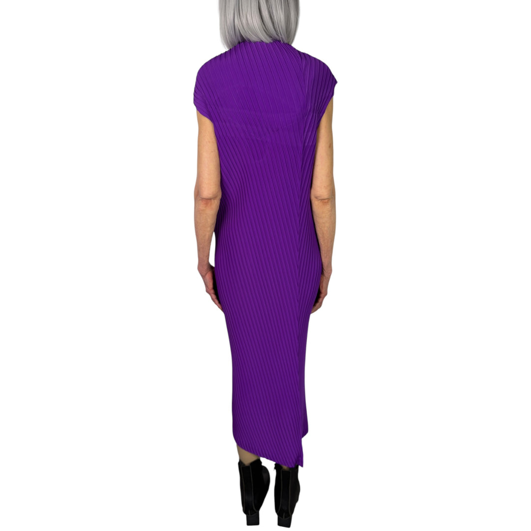 TUBULAR PLEATS DRESS