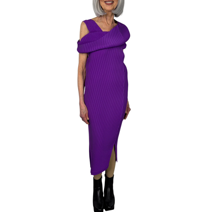 TUBULAR PLEATS DRESS