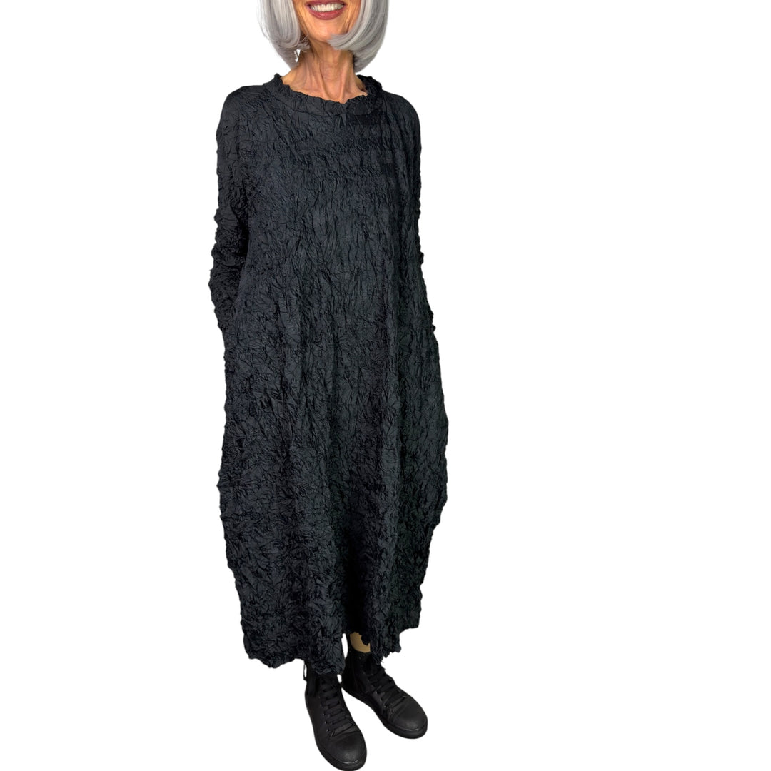 SOLID CRINKLE PLEAT DRESS