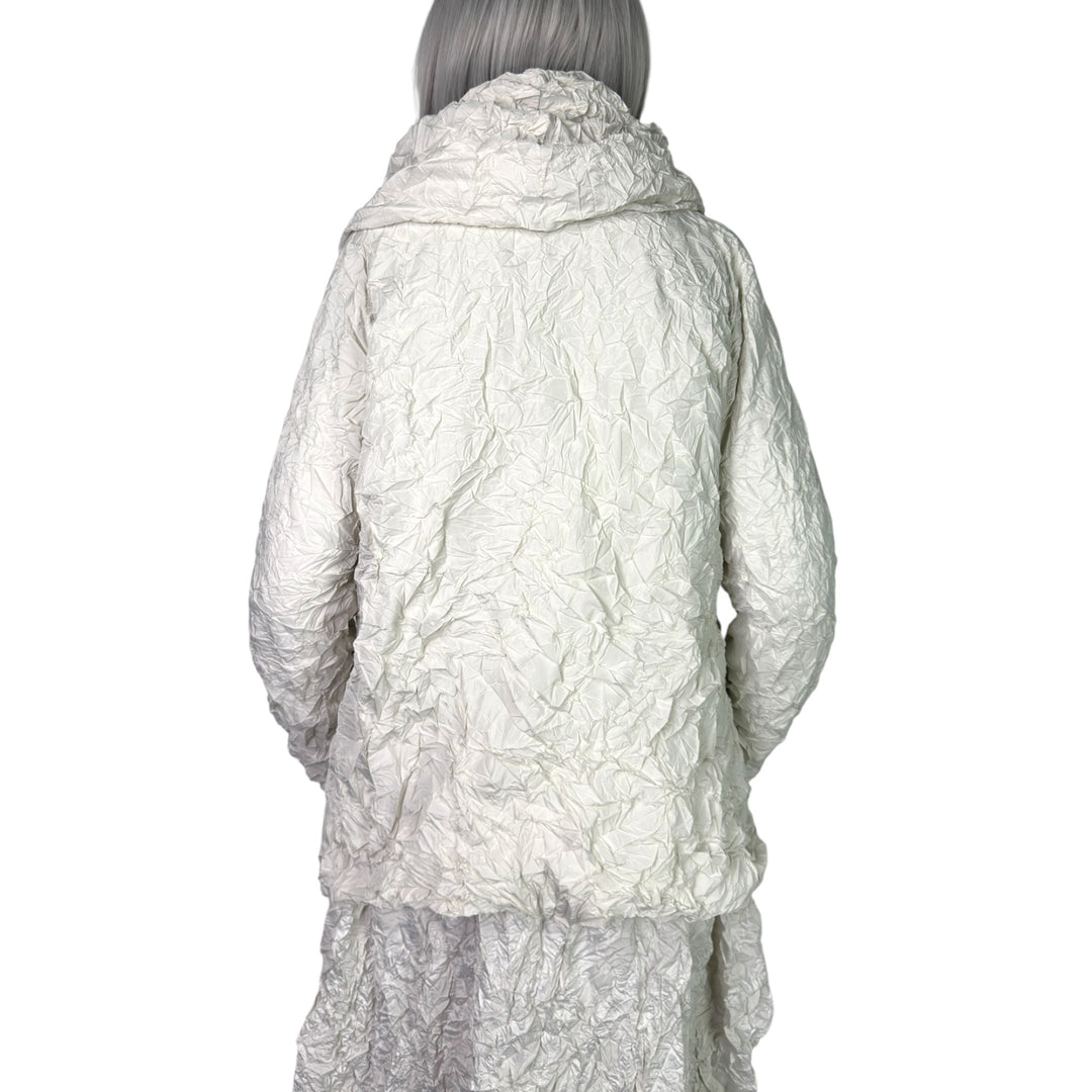 PADDED CRINKLE PLEAT JACKET W/HOOD