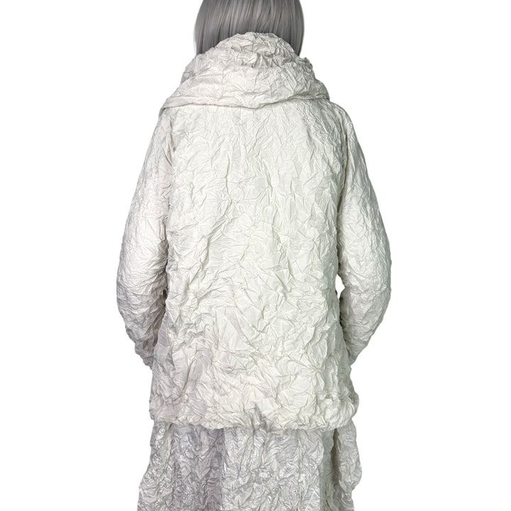 PADDED CRINKLE PLEAT JACKET W/HOOD