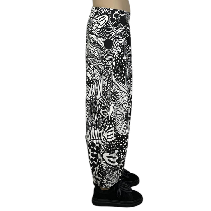 PRINT CURVED LEG LONG PANT