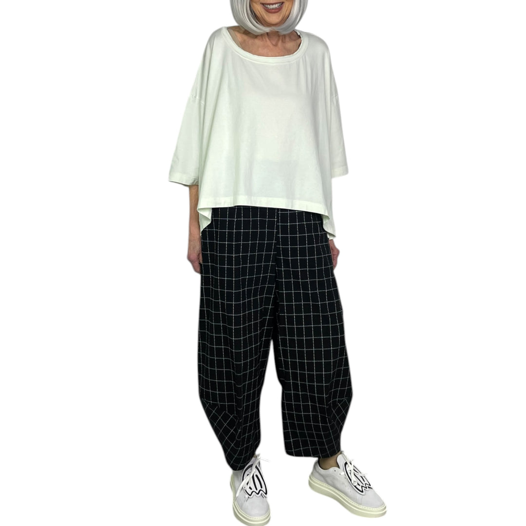 CHECK PRINT CURVED LEG PANT