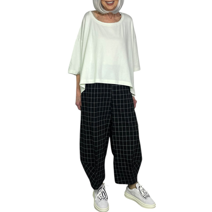 CHECK PRINT CURVED LEG PANT