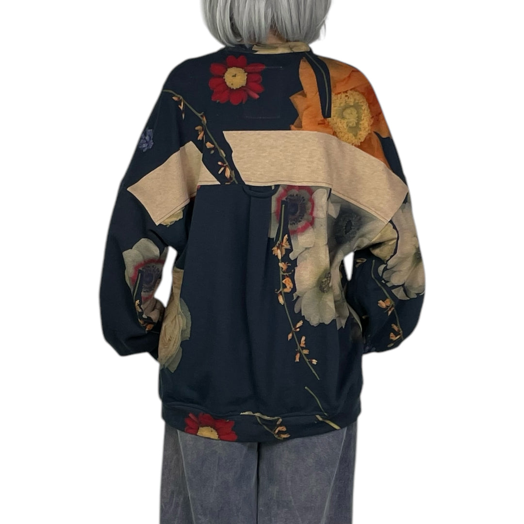 FLORAL PRINT SWEATSHIRT