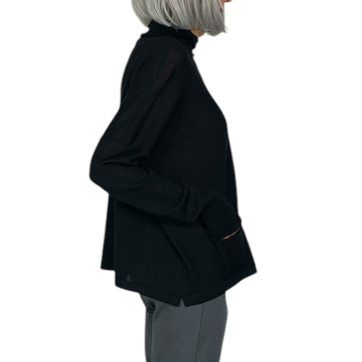 FINE GAUGE TURTLENECK