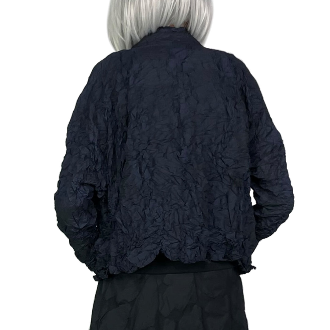 LARGE GINGHAM CRINKLE PLEAT SHORT JACKET