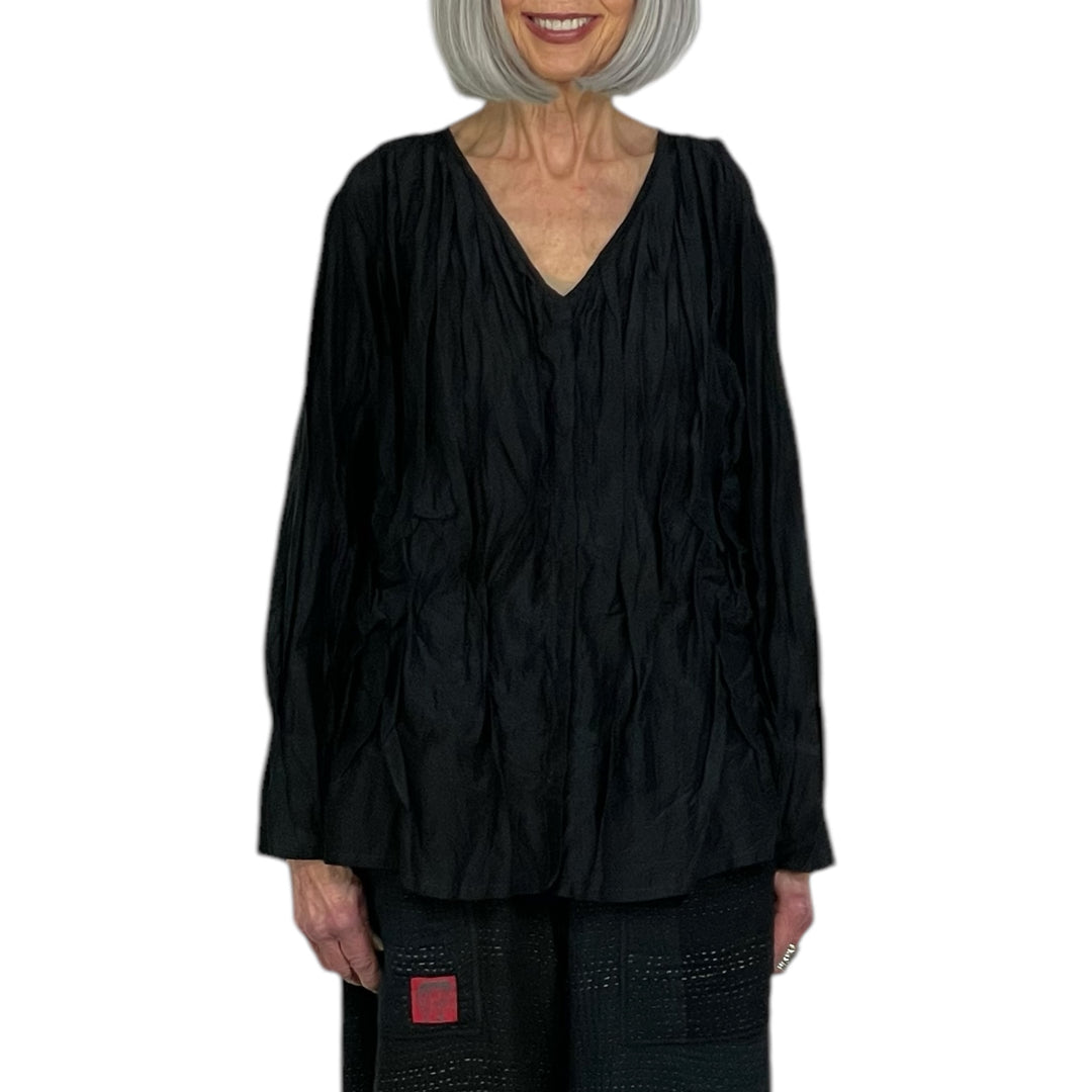 WAVY TUCKED V-NECK BLOUSE