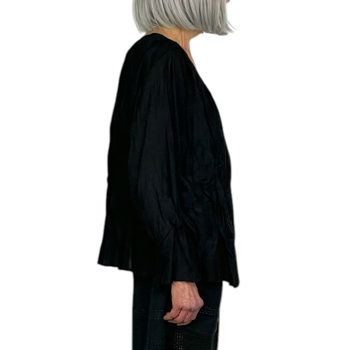 WAVY TUCKED V-NECK BLOUSE