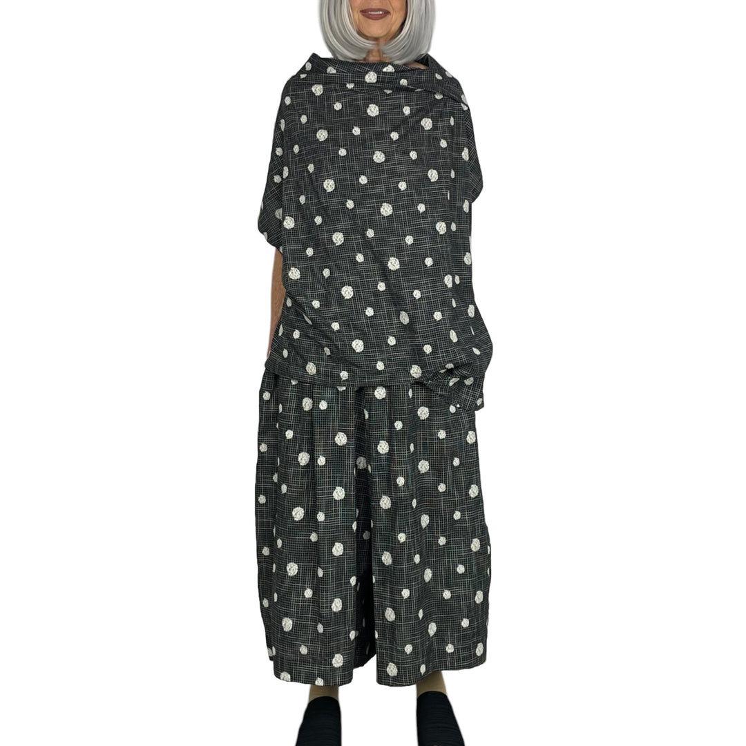 EMBROIDERED DOTS WIDE LEG PANT