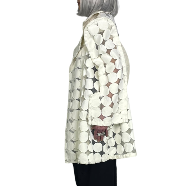 TEXTURED CIRCLES COAT