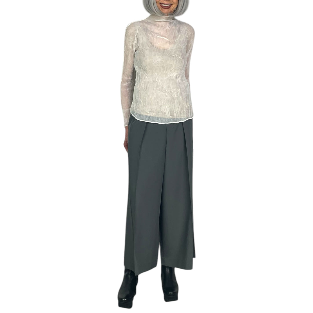 CHIFFON TWIST HI-NECK TOP