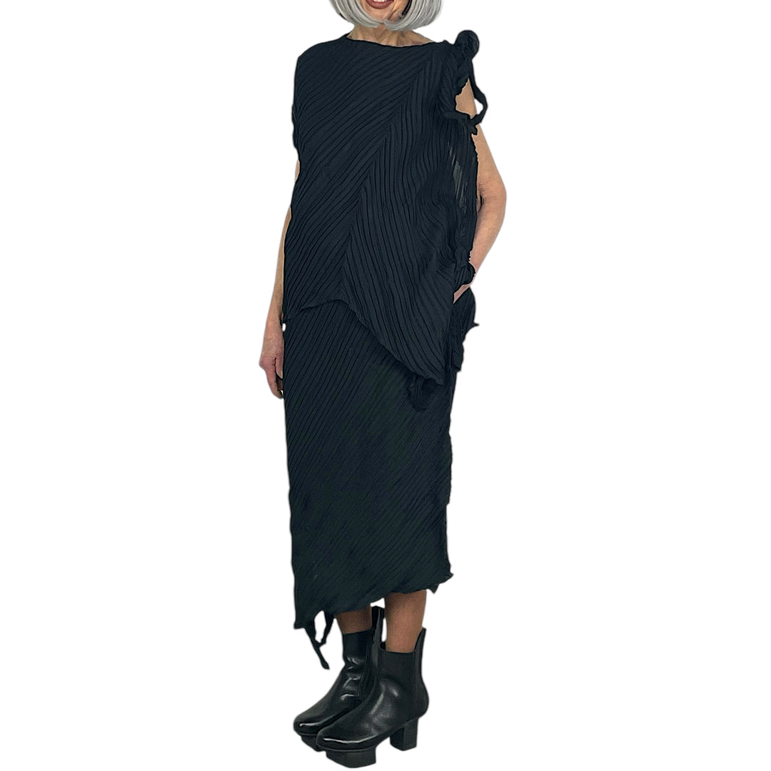 WRINKLED & TWISTED SKIRT