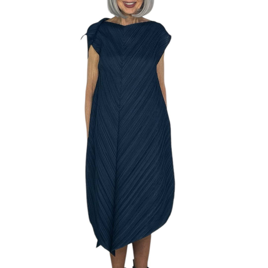 FLARE DRESS